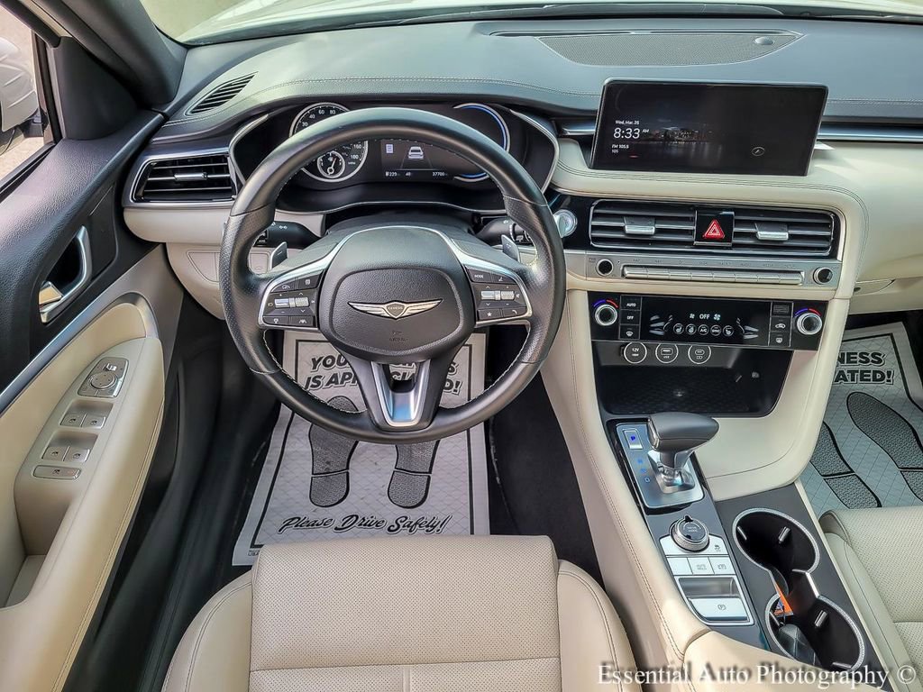 Used 2024 Genesis G70 2.5T image 12