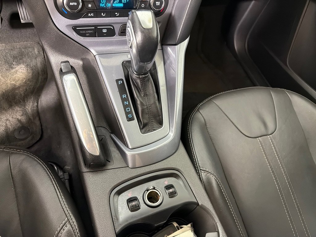 Used 2014 Ford Focus Titanium FWD image 16