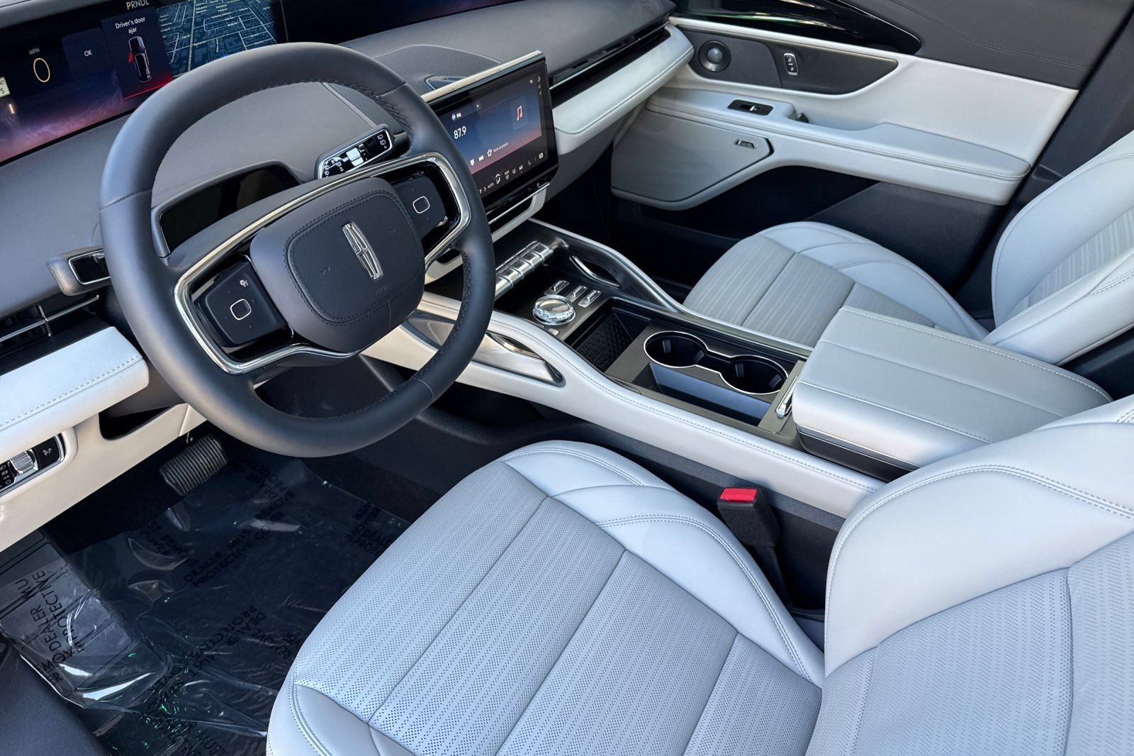 New 2026 Lincoln Nautilus Reserve AWD/4WD image 7