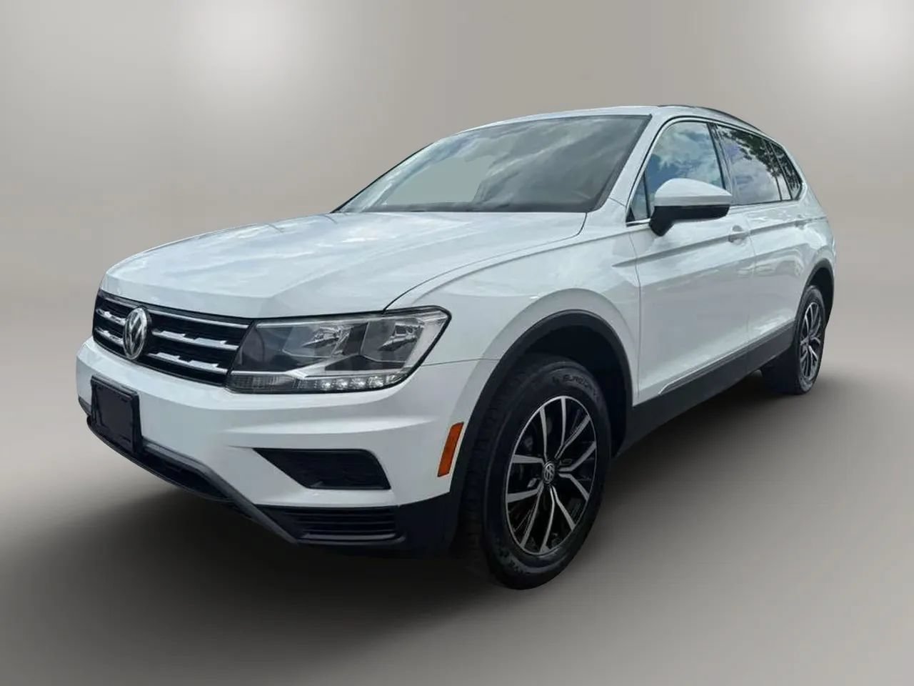 Used 2021 Volkswagen Tiguan S AWD/4WD image 2