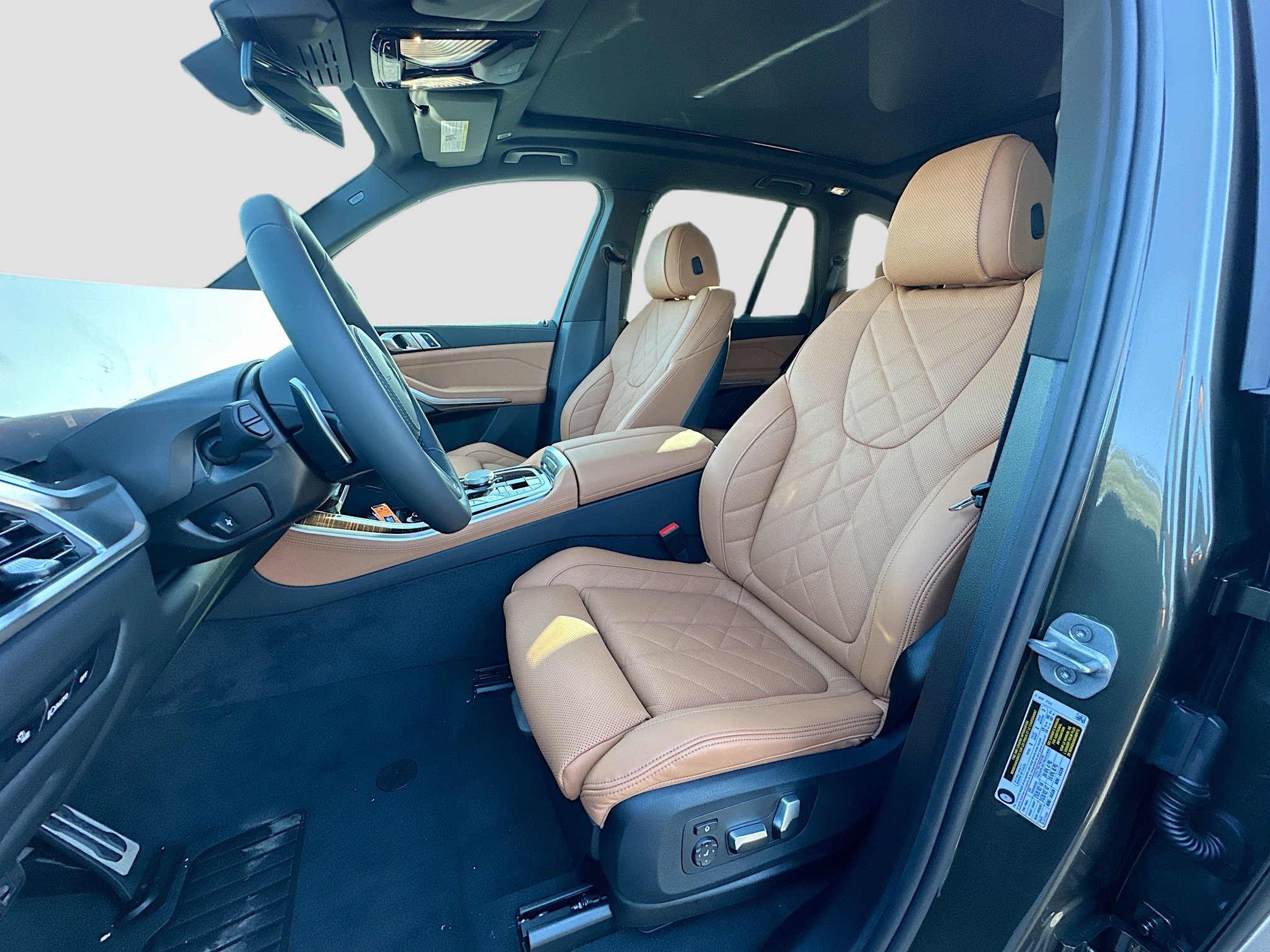 New 2026 BMW X5 sDrive40i w/ M Sport Package image 15