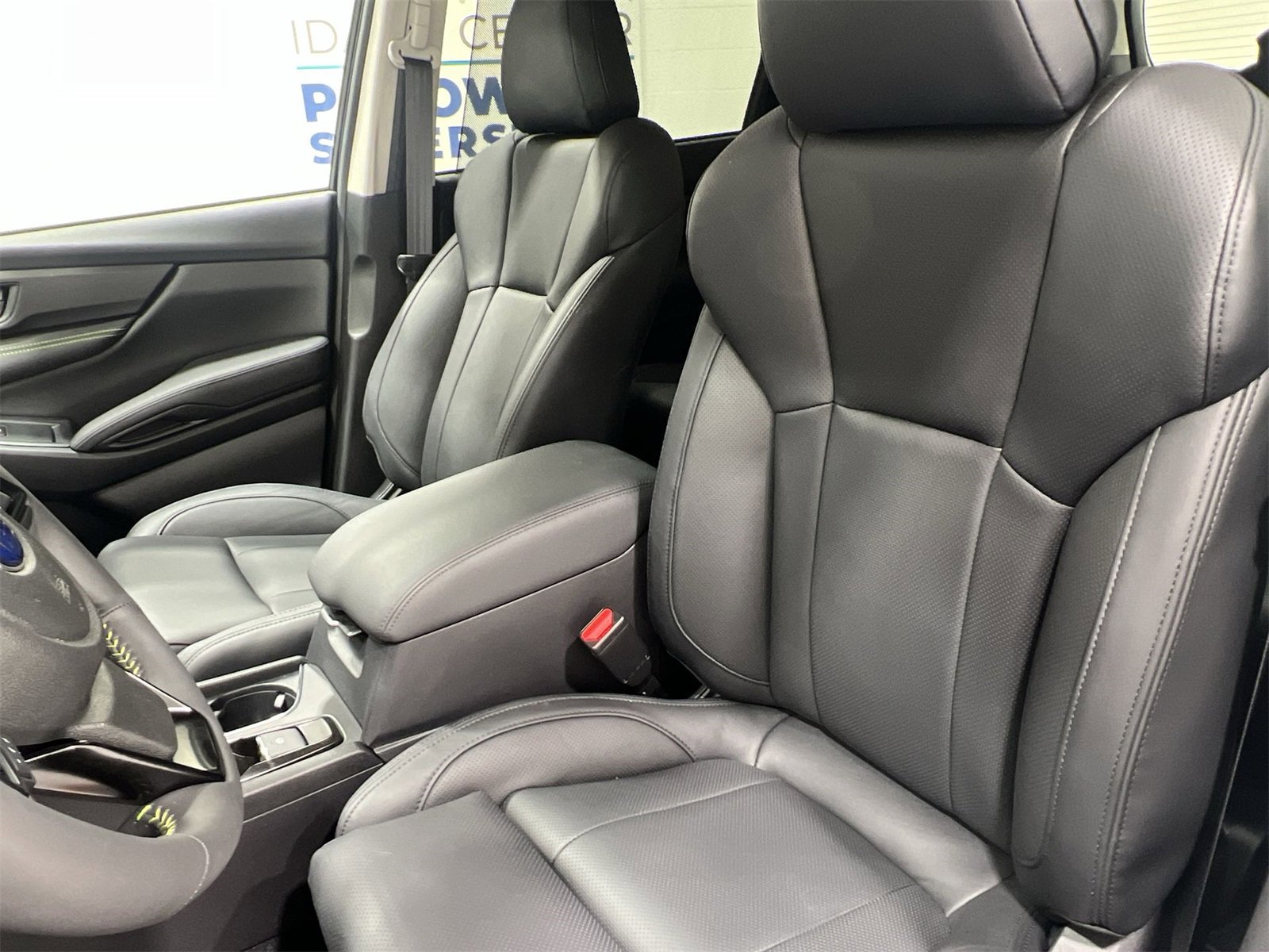 Used 2025 Subaru Ascent Bronze Edition image 11