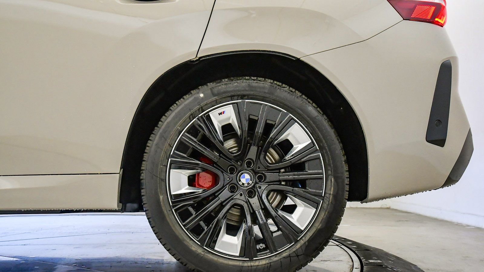 New 2026 BMW X3 xDrive30 w/ Premium Package AWD/4WD image 11