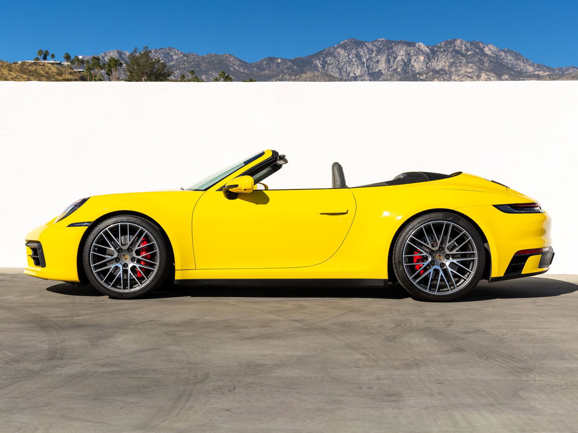 Certified 2022 Porsche 911 Carrera S image 2