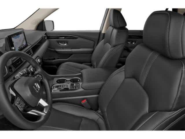 Used 2025 Honda Pilot Touring image 12