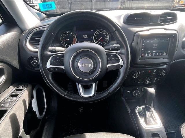 Used 2021 Jeep Renegade Latitude w/ Convenience Group AWD/4WD image 5