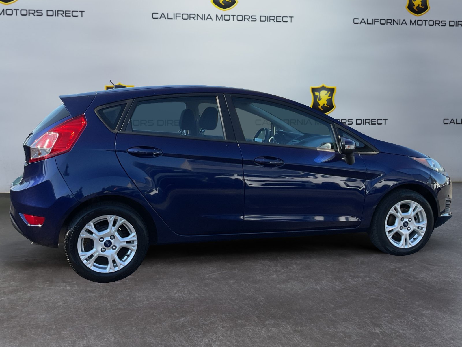 Used 2016 Ford Fiesta SE FWD image 4