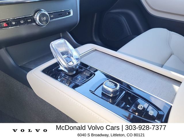 Used 2026 Volvo XC90 B6 Plus w/ Protection Package Premier AWD/4WD image 24