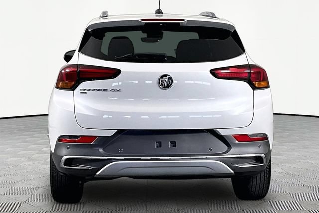 Used 2022 Buick Encore GX Essence w/ Advanced Technology Package AWD/4WD image 10