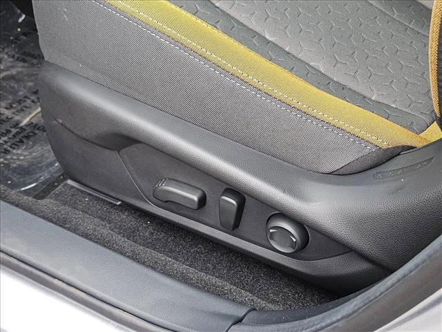 Used 2025 Subaru Crosstrek 2.5i Sport w/ Crosstrek Mirror Package video 4