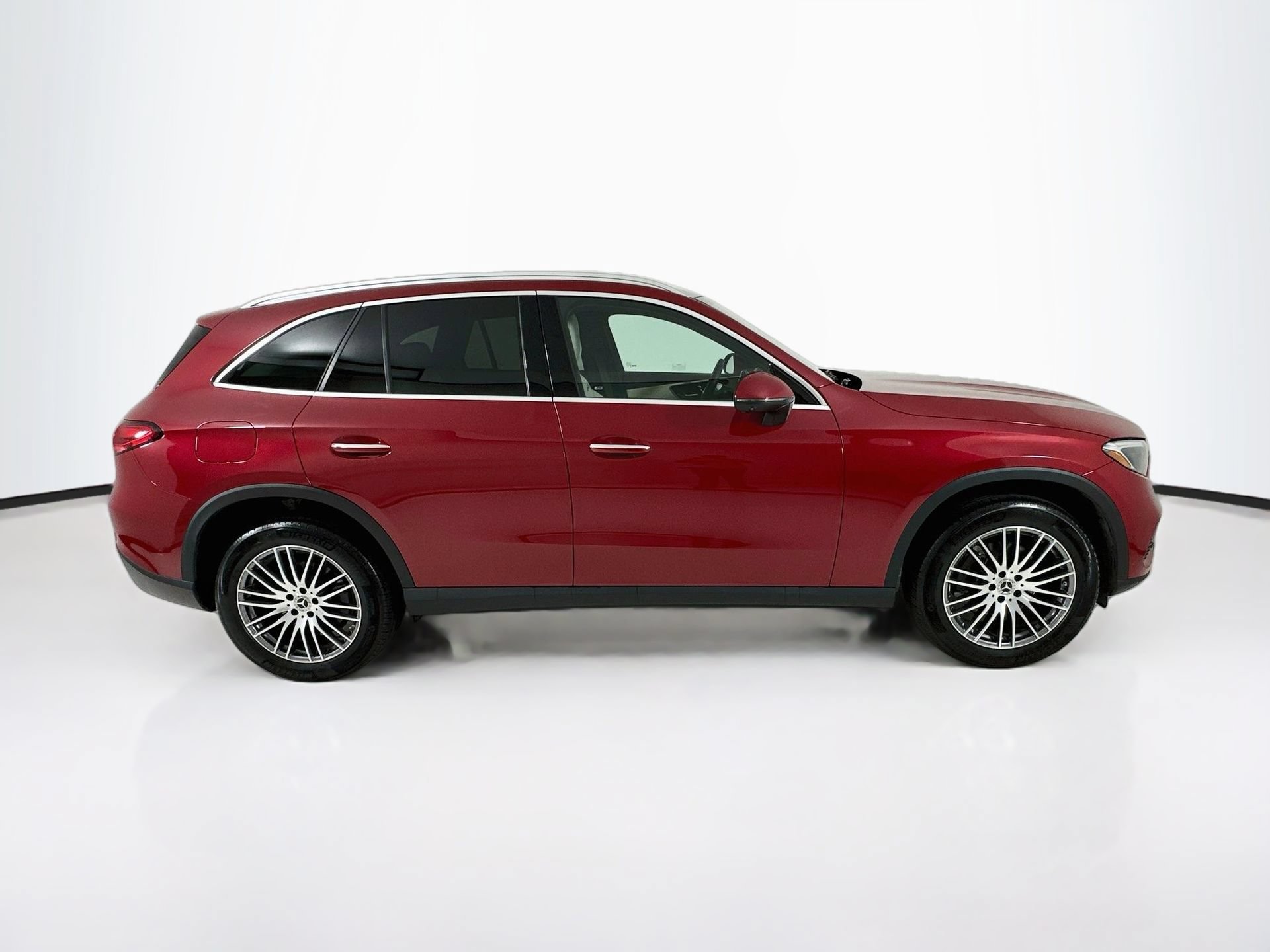 Certified 2026 Mercedes-Benz GLC 300 image 9