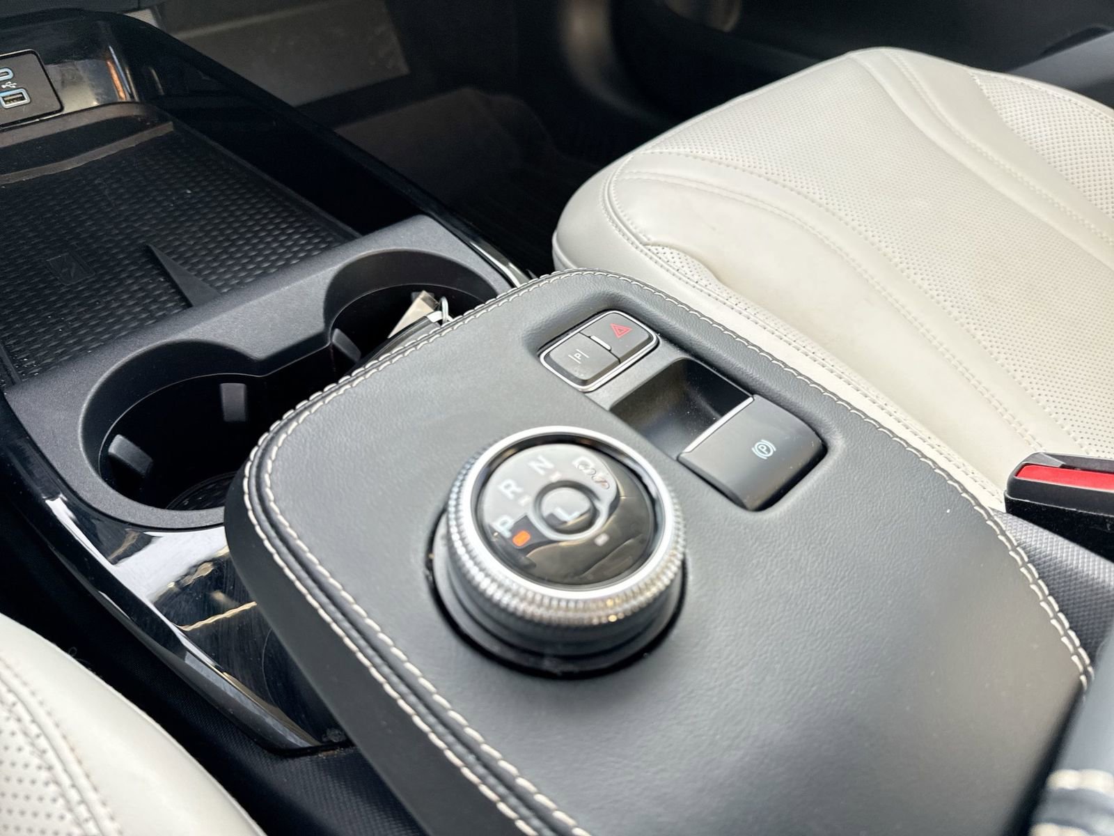 Used 2022 Ford Mustang Mach-E Premium image 20