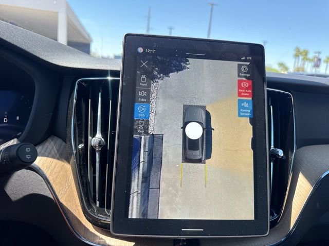 New 2026 Volvo XC60 B5 Plus w/ Climate Package image 29