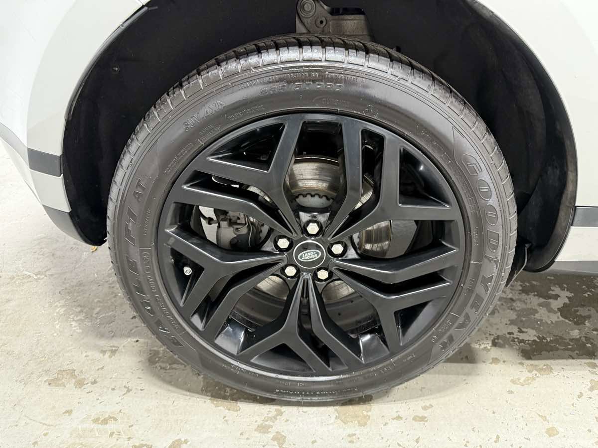 Used 2022 Land Rover Range Rover Evoque SE image 7