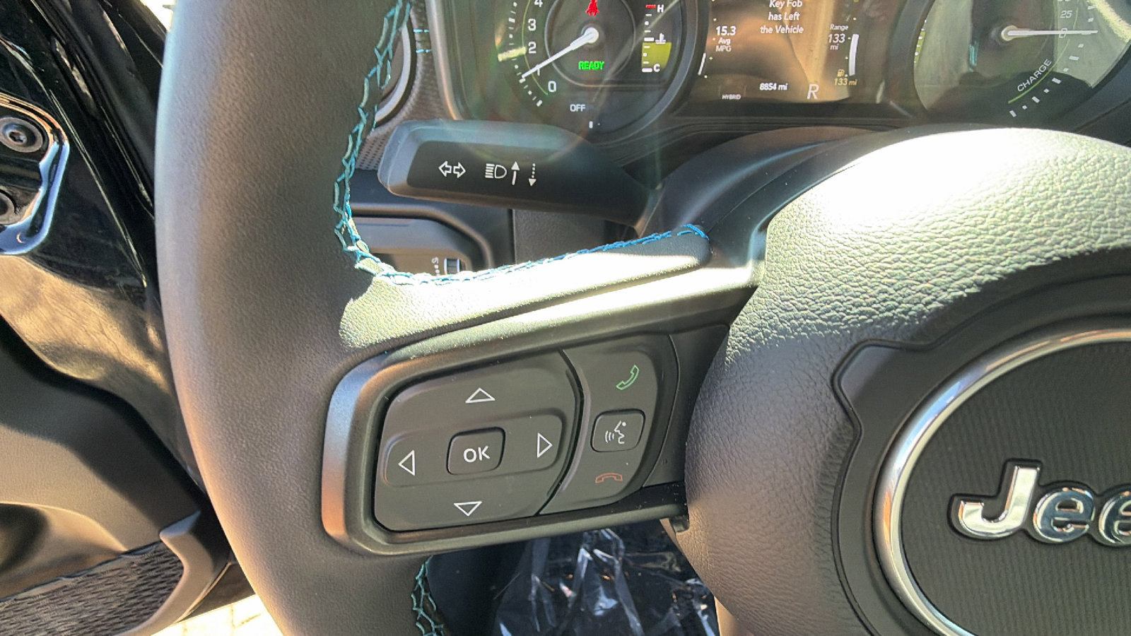 Used 2025 Jeep Wrangler Unlimited Rubicon 4xe w/ Convenience Group image 27