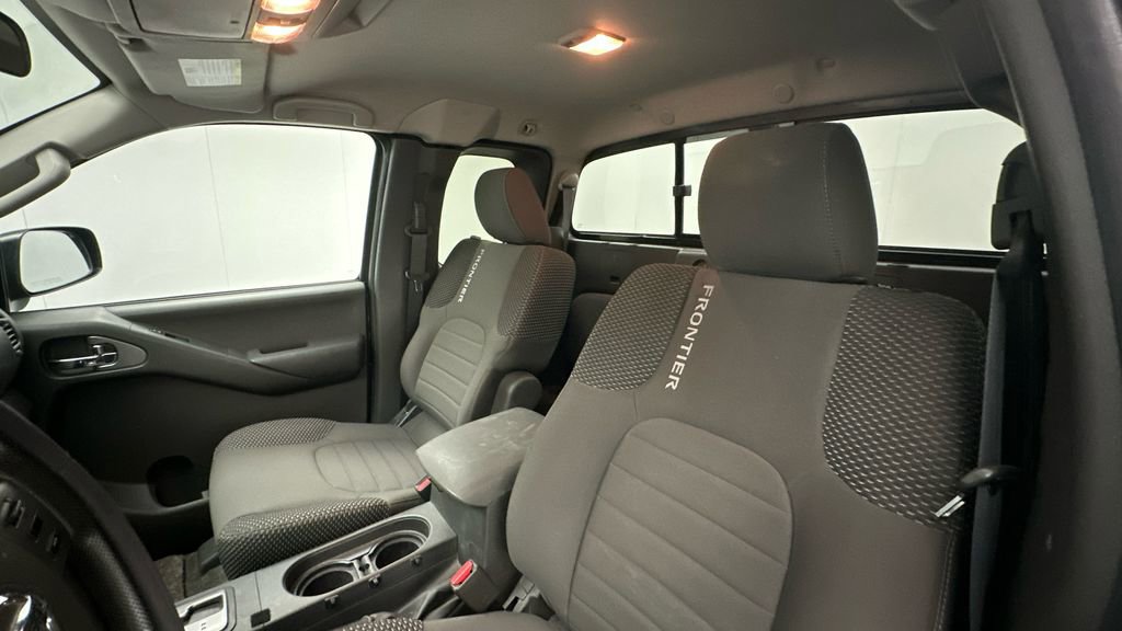 Used 2012 Nissan Frontier SV w/ Sport Appearance Pkg image 9