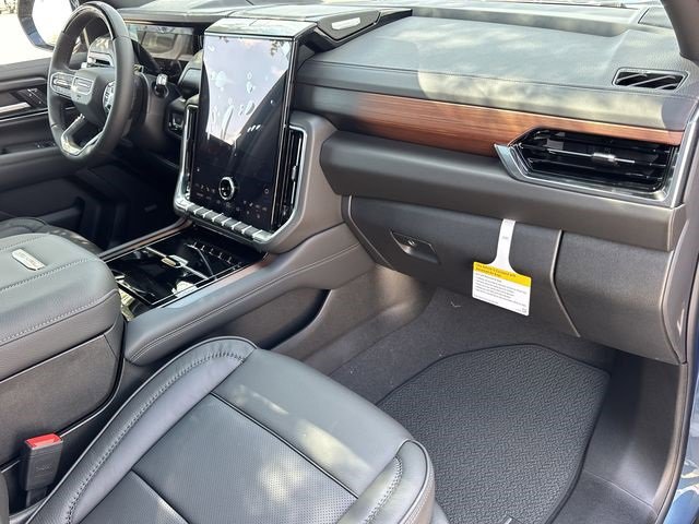 New 2026 GMC Yukon XL Denali image 29