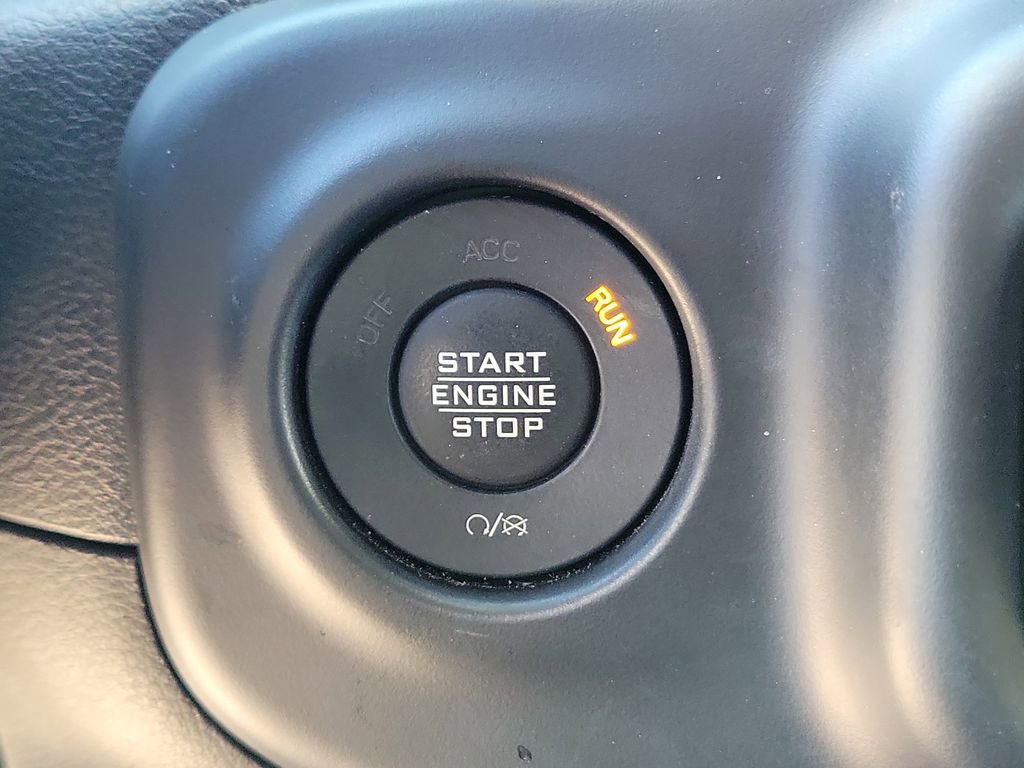 Used 2021 Jeep Wrangler Unlimited Sport image 27