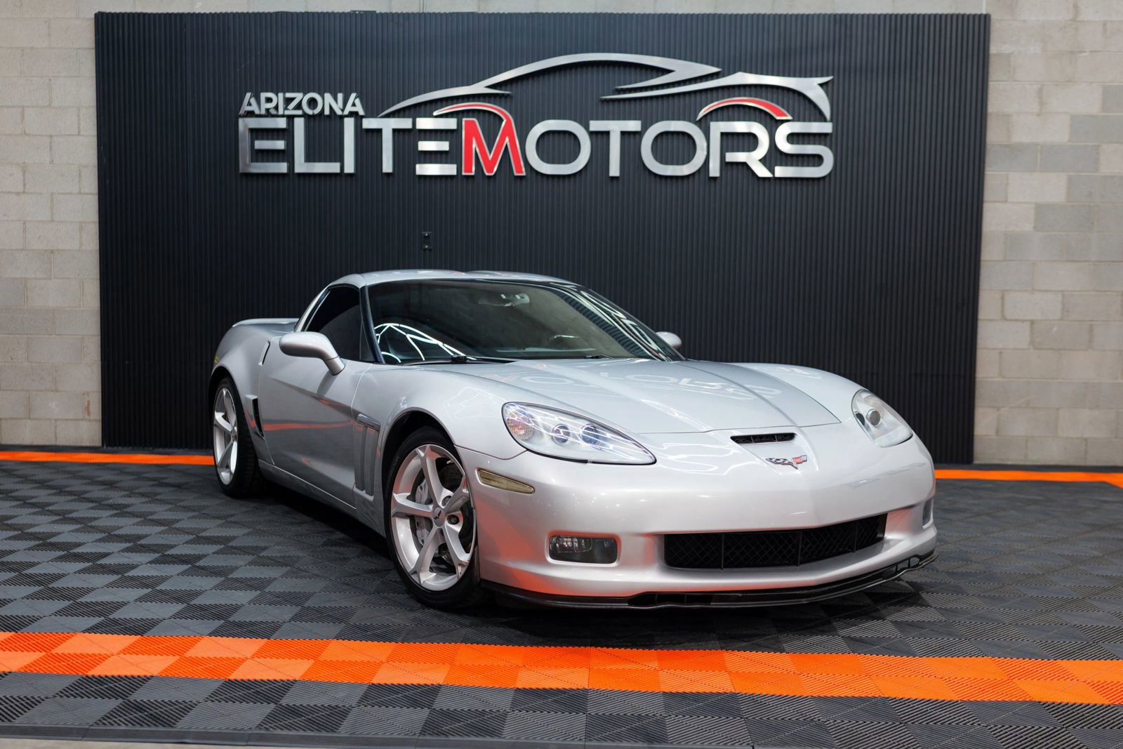 Used 2010 Chevrolet Corvette Grand Sport image 2