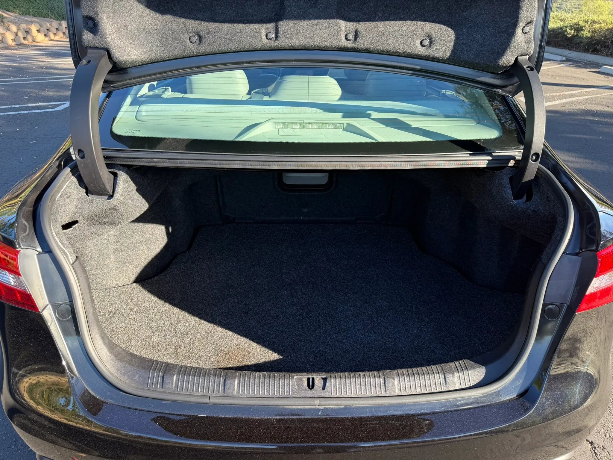 Used 2013 Toyota Avalon Limited FWD image 16