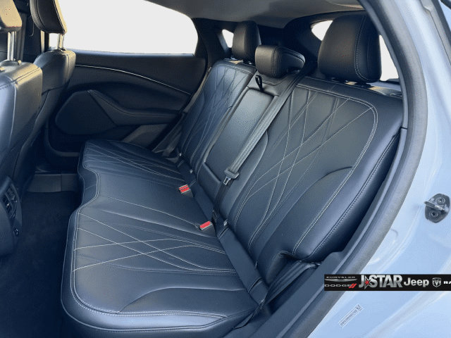 Used 2022 Ford Mustang Mach-E Select RWD image 23
