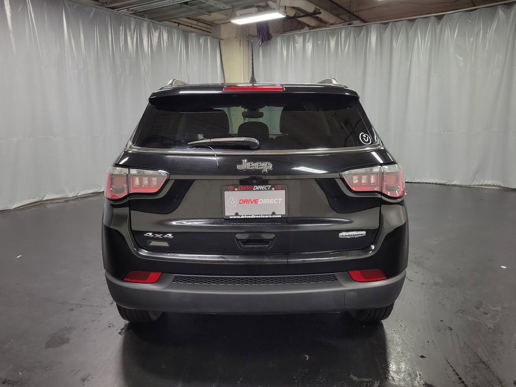 Used 2018 Jeep Compass Latitude w/ Popular Equipment Group AWD/4WD image 7