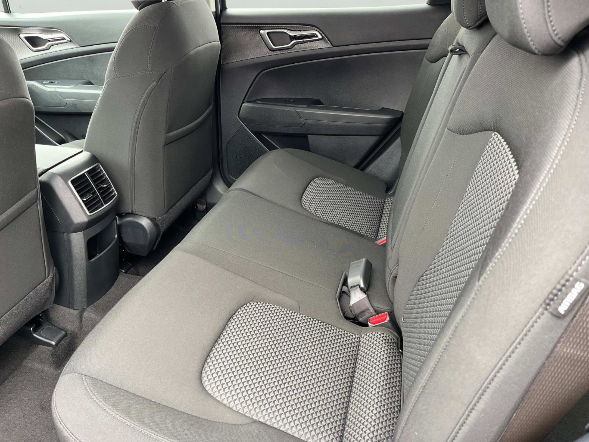 New 2025 Kia Sportage LX image 22