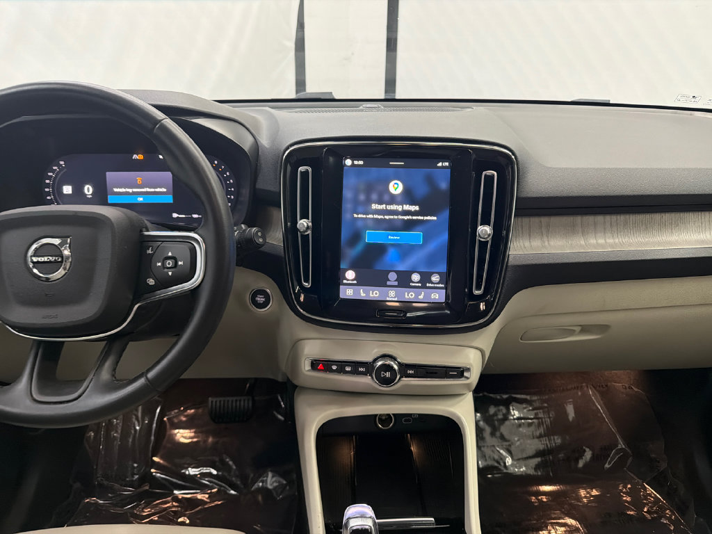 Used 2023 Volvo XC40 B5 Ultimate AWD/4WD image 30