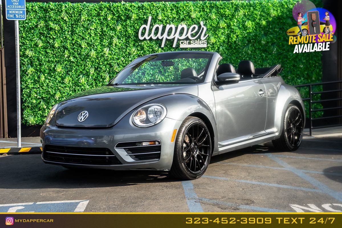 Used 2018 Volkswagen Beetle 2.0T S FWD image 1