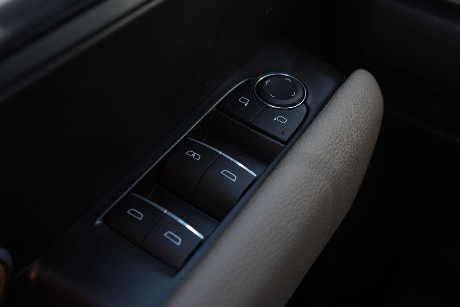 New 2026 GMC Canyon Denali w/ LPO, Denali Black Edition image 15