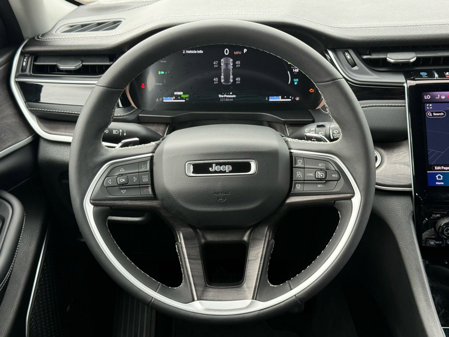 Used 2023 Jeep Grand Cherokee 4WD 4xe image 34