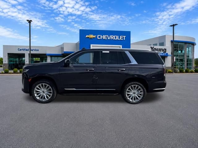 Used 2024 Cadillac Escalade Premium Luxury AWD/4WD image 4