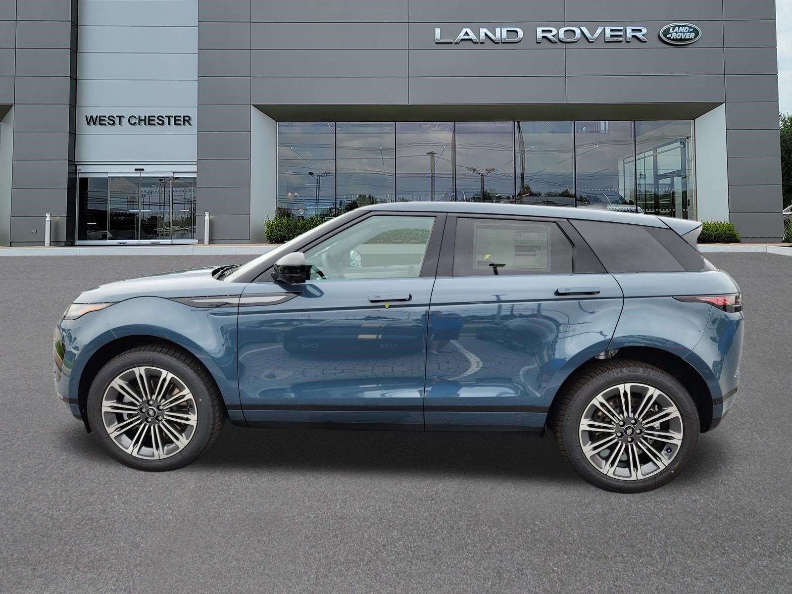 New 2026 Land Rover Range Rover Evoque S AWD/4WD image 5