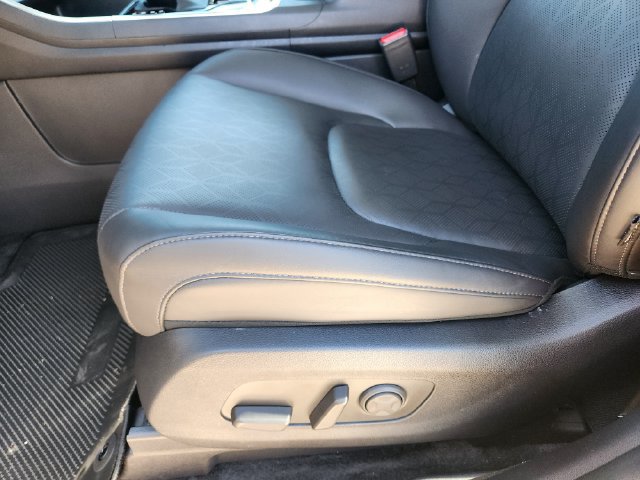 Certified 2026 Kia Carnival SX w/ SX Dark Edition Package FWD image 25
