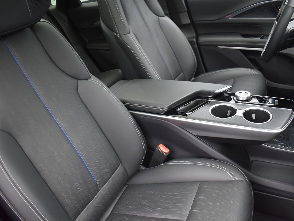 Certified 2024 Cadillac Lyriq Luxury w/ LPO, Floor Liner Package image 34