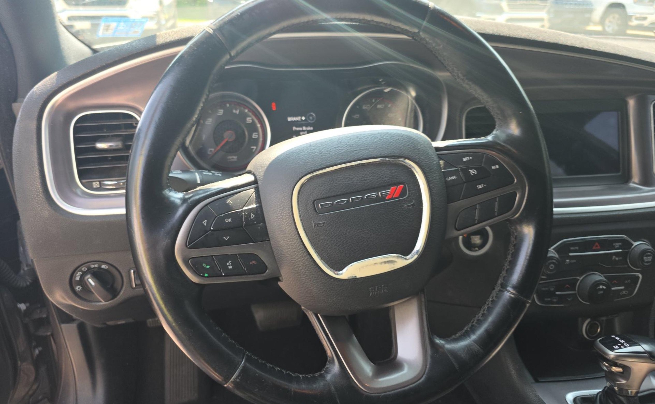 Used 2020 Dodge Charger SXT w/ Leather Interior Group RWD image 6