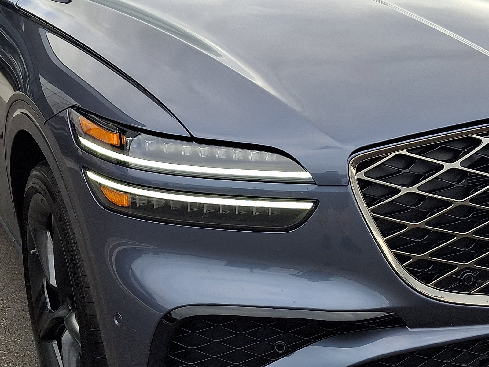 Certified 2026 Genesis GV70 2.5T Sport Prestige AWD/4WD image 9