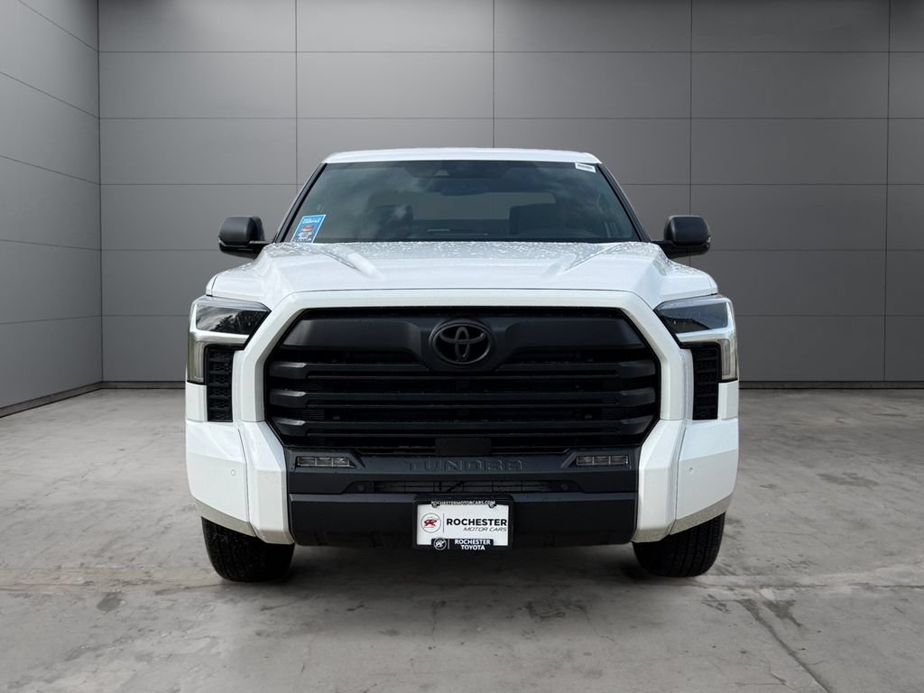 Used 2025 Toyota Tundra SR5 w/ SR5 Convenience Package AWD/4WD image 8