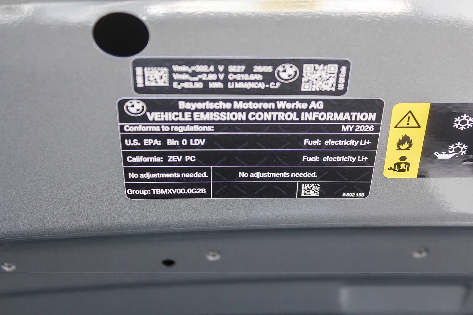 New 2026 BMW i4 eDrive40 w/ Premium Package RWD image 38