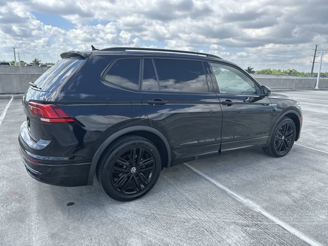 Used 2022 Volkswagen Tiguan SE R-Line image 40