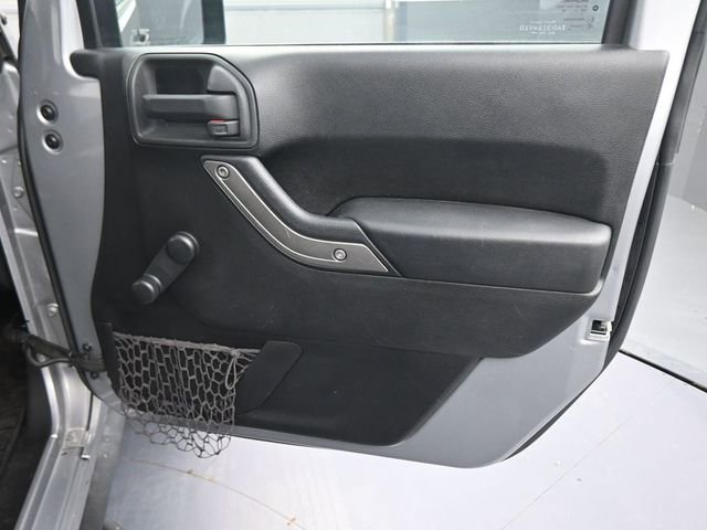 Used 2013 Jeep Wrangler Unlimited Sport w/ Connectivity Group image 36