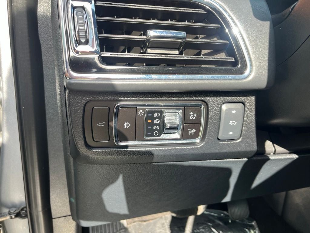 Certified 2023 Lincoln Navigator L Black Label AWD/4WD image 39