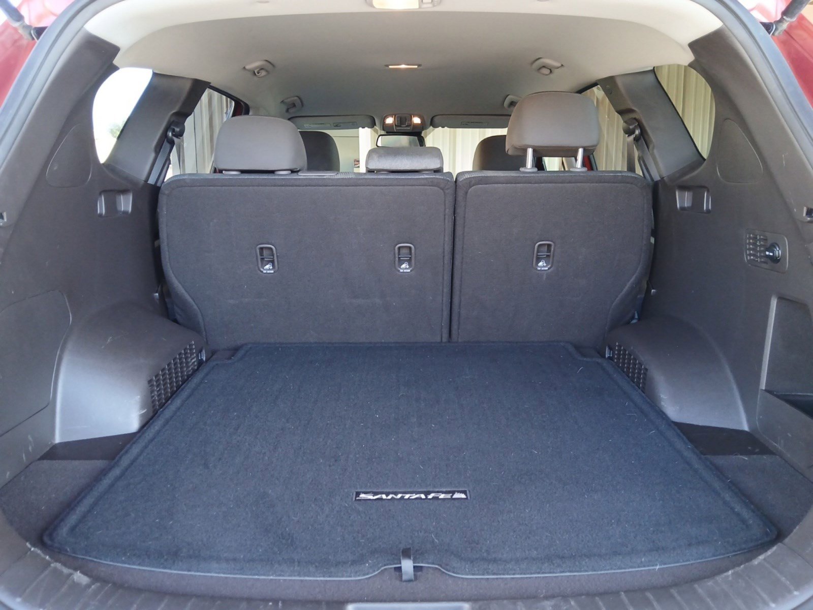 Used 2020 Hyundai Santa Fe SEL image 16