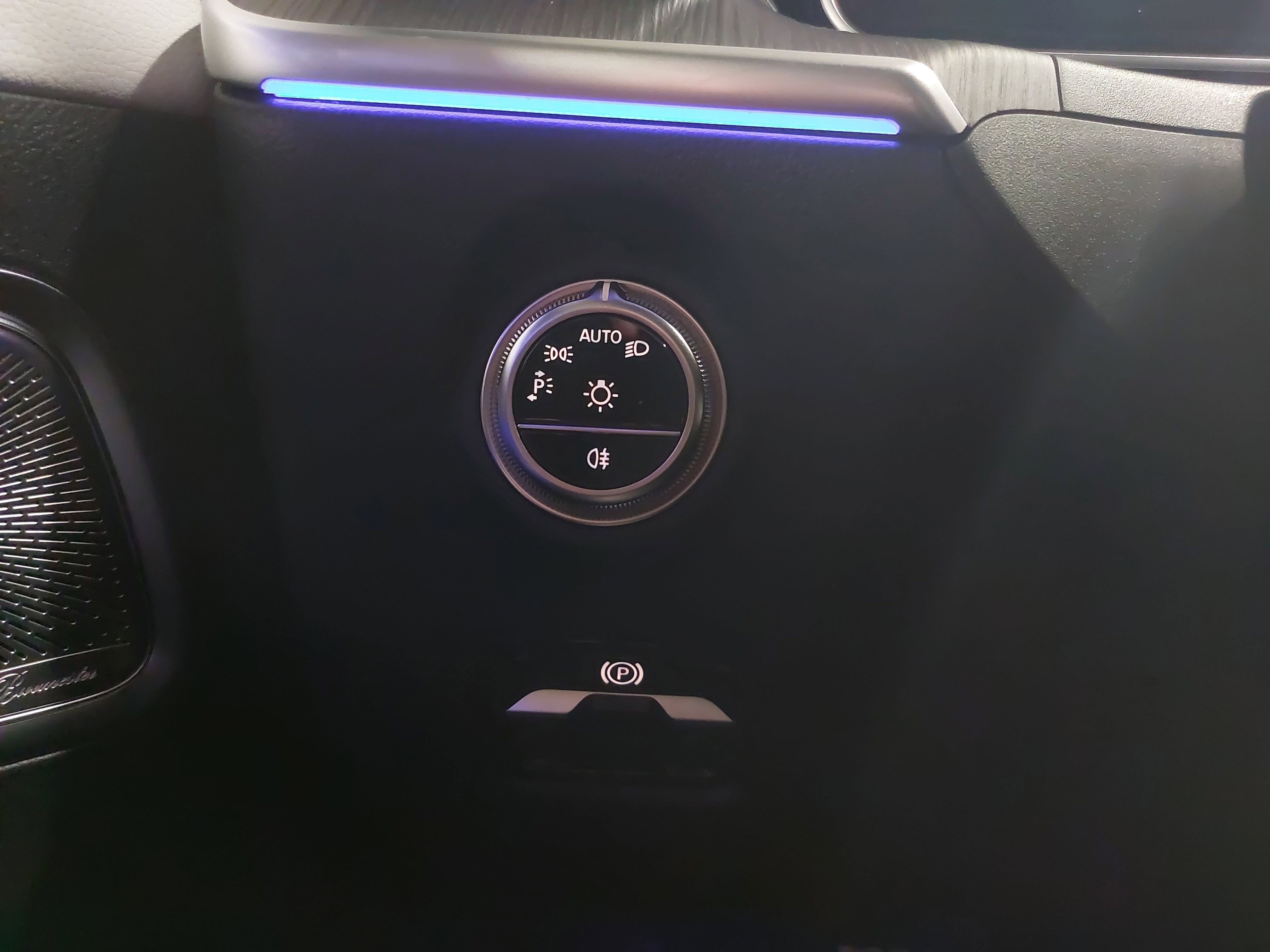 Used 2025 Mercedes-Benz C 300 Sedan image 25