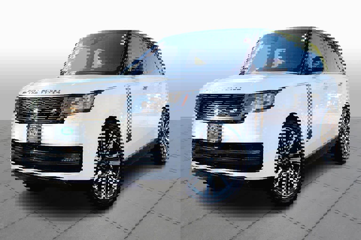 Used 2023 Land Rover Range Rover SE