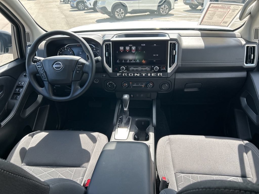 Certified 2025 Nissan Frontier SV AWD/4WD image 12