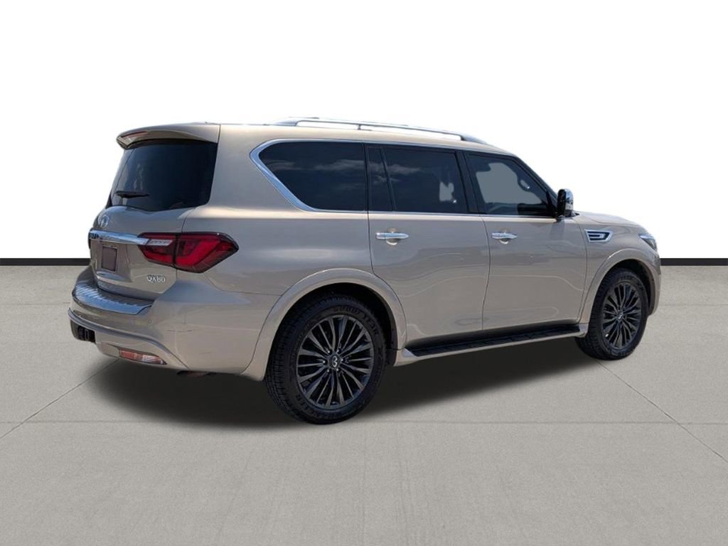 Used 2022 INFINITI QX80 Sensory w/ All-Season Package AWD/4WD image 5