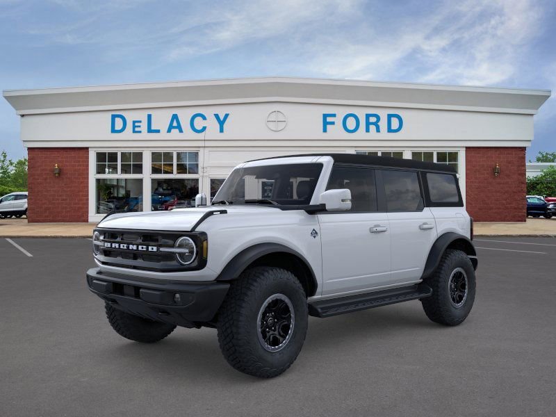 New 2025 Ford Bronco Outer Banks w/ Sasquatch Package image 1