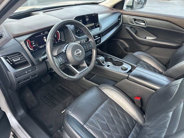 Used 2023 Nissan Rogue Platinum w/ Platinum Premium Package image 13