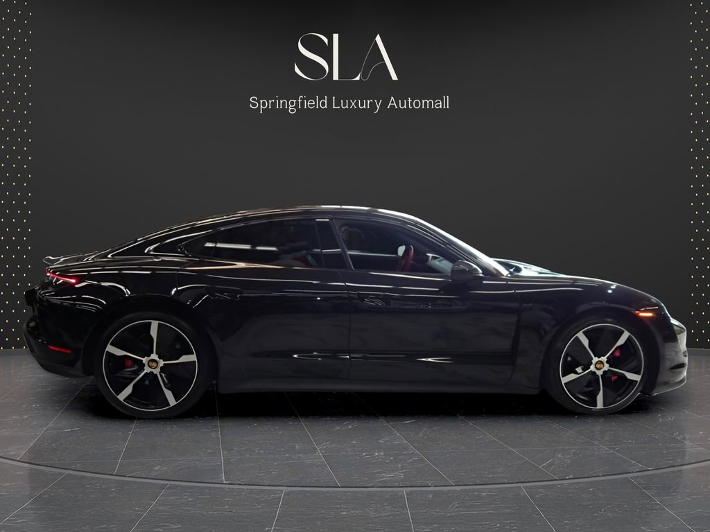 Used 2021 Porsche Taycan 4S image 3